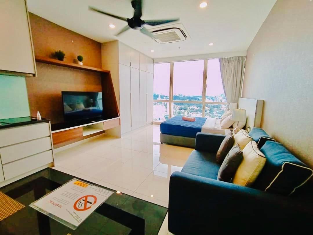 Chrisenbel Suites - Pinnacle Pj Petaling Jaya Rum bild